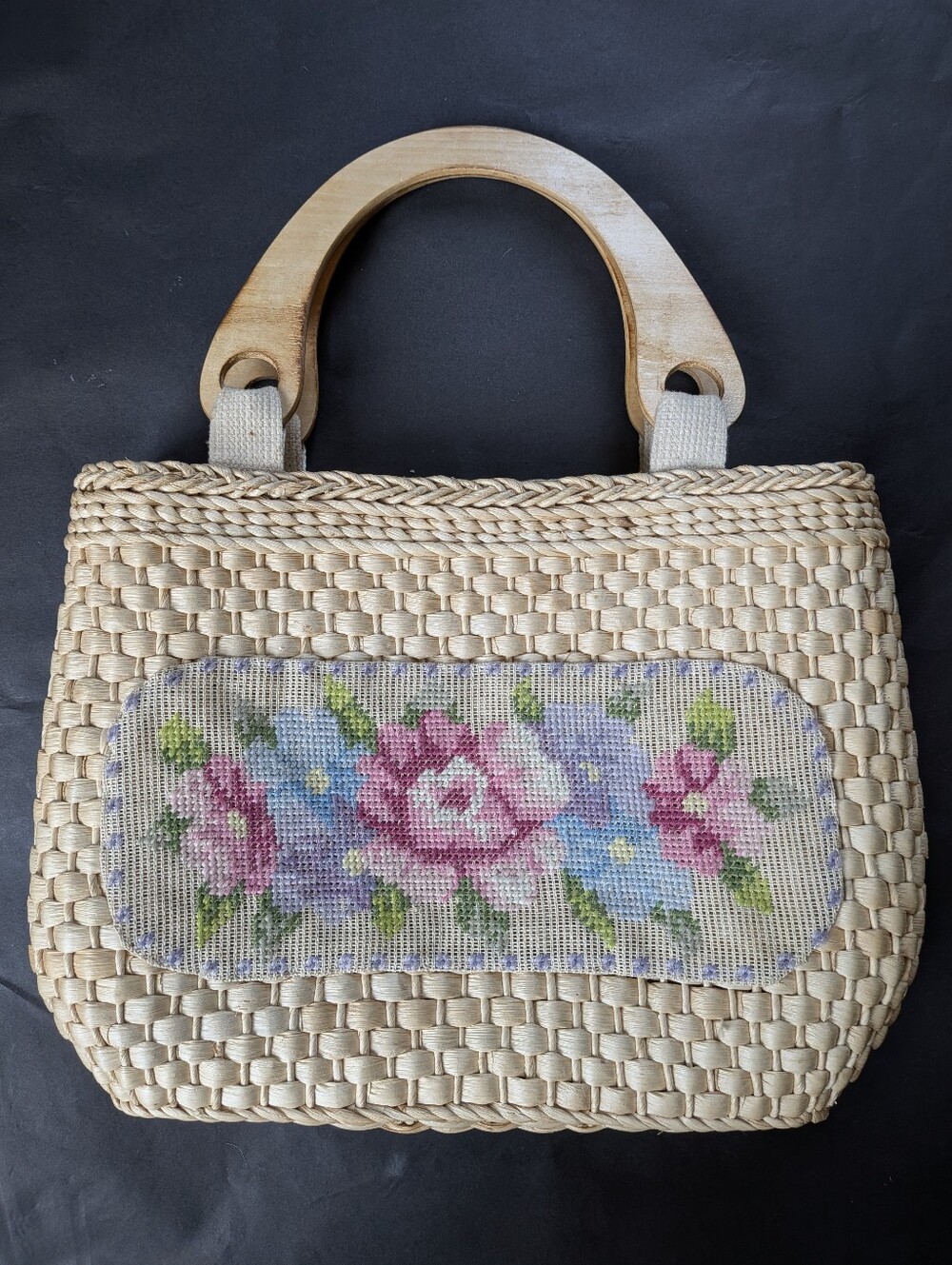 Woven Straw Floral Embroidered/ Cross Stitched Purse Cottagecore Boho Beach Bag